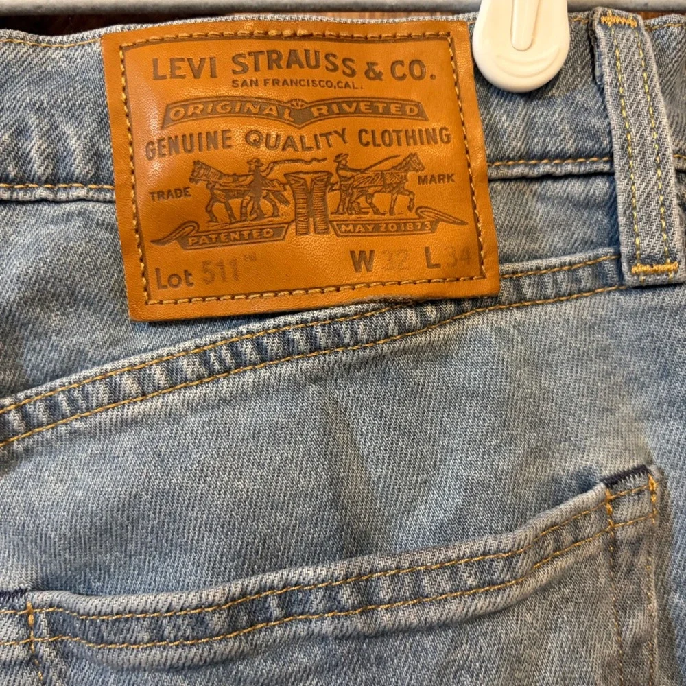 Levis Premium 511 Slim Fit Big‎ E Light Wash Blue Denim Jeans 32x34 04511-5932